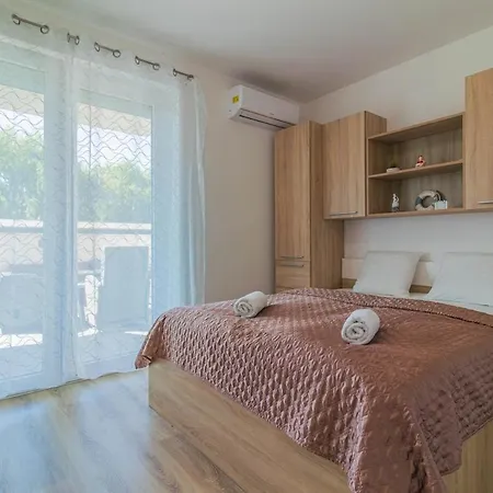 公寓 Lelle Relax Lelle W Ac & Terrace By Nw *