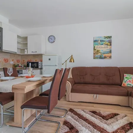 Apartmán Lelle Relax Lelle W Ac & Terrace By Nw